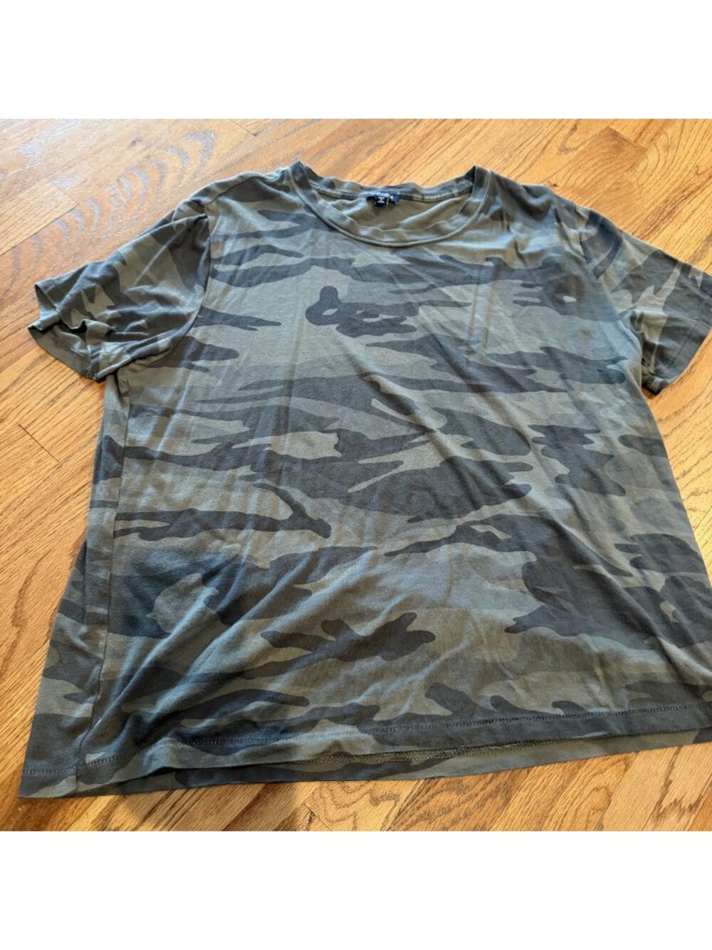 SPLENDID WOMENS CAMO GREEN CAMOFLAUGE T SHIRT SOFT LIGHTWEIGHT XL
